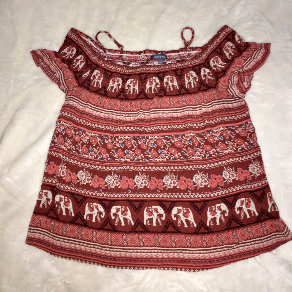 Off the shoulder Elephant Top